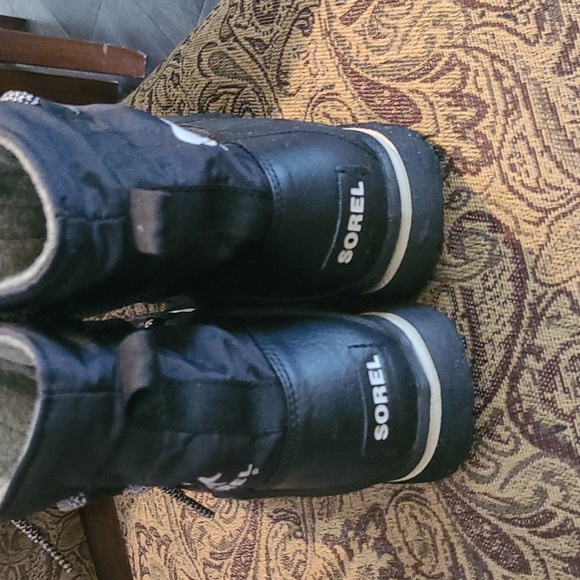 Women's size 9.5 Sorel Boots - Picture 4 of 7